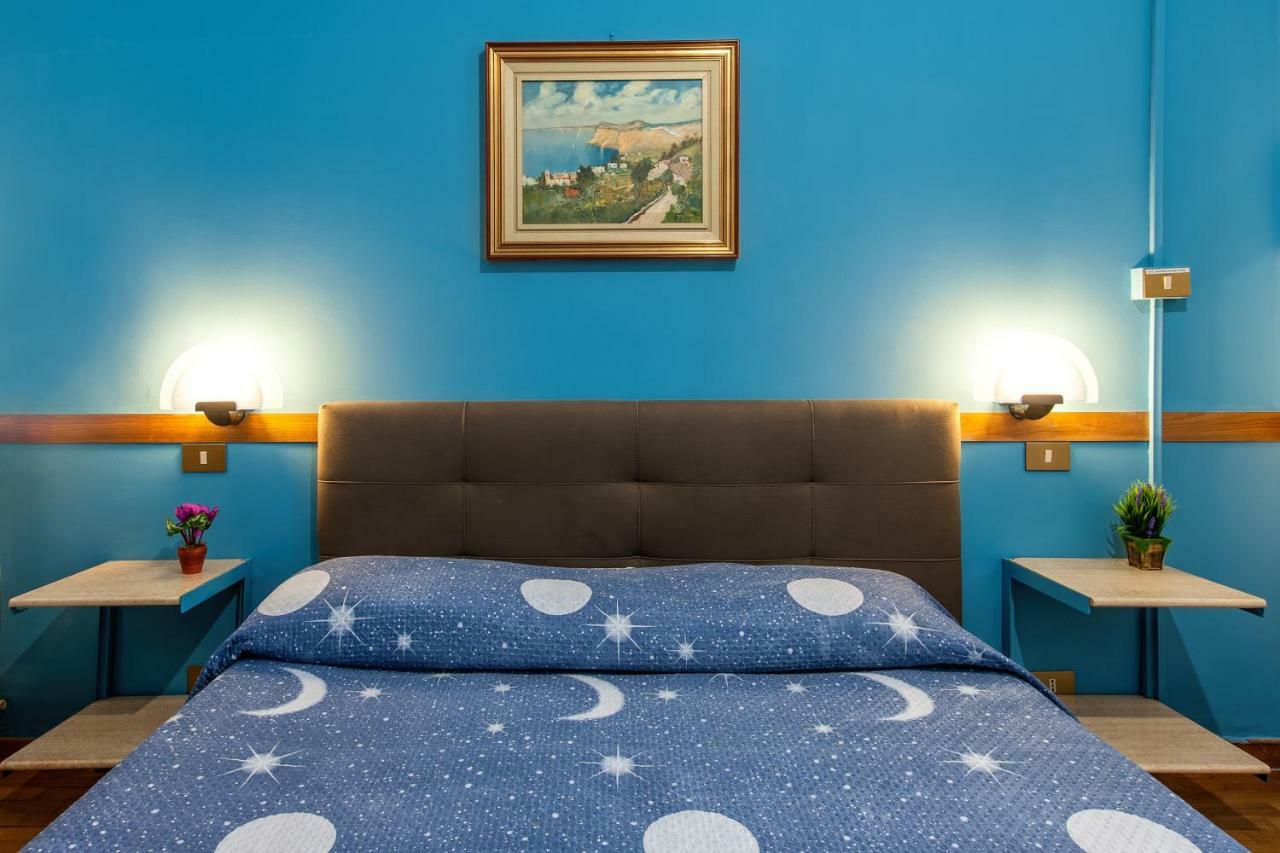 Alessandro A San Pietro Best Bed Rome Bagian luar foto