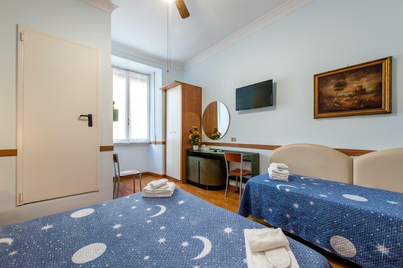Alessandro A San Pietro Best Bed Rome Bagian luar foto
